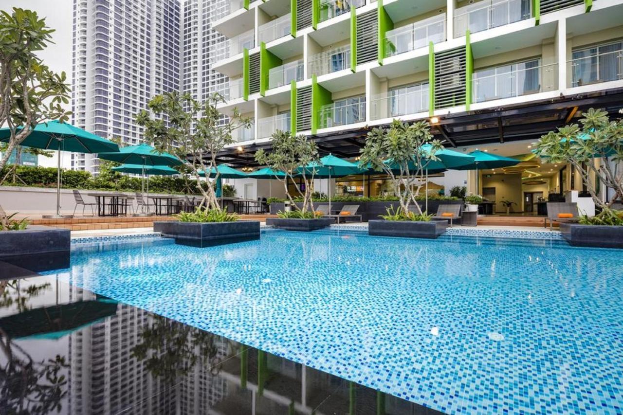 Parama Apartments Balcony Beachfront Nha Trang Ngoại thất bức ảnh