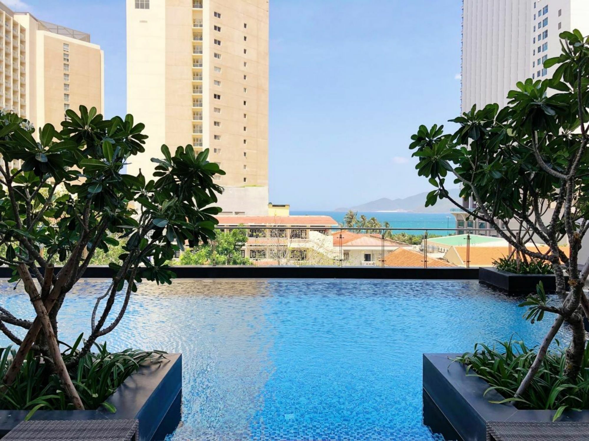 Parama Apartments Balcony Beachfront Nha Trang Ngoại thất bức ảnh